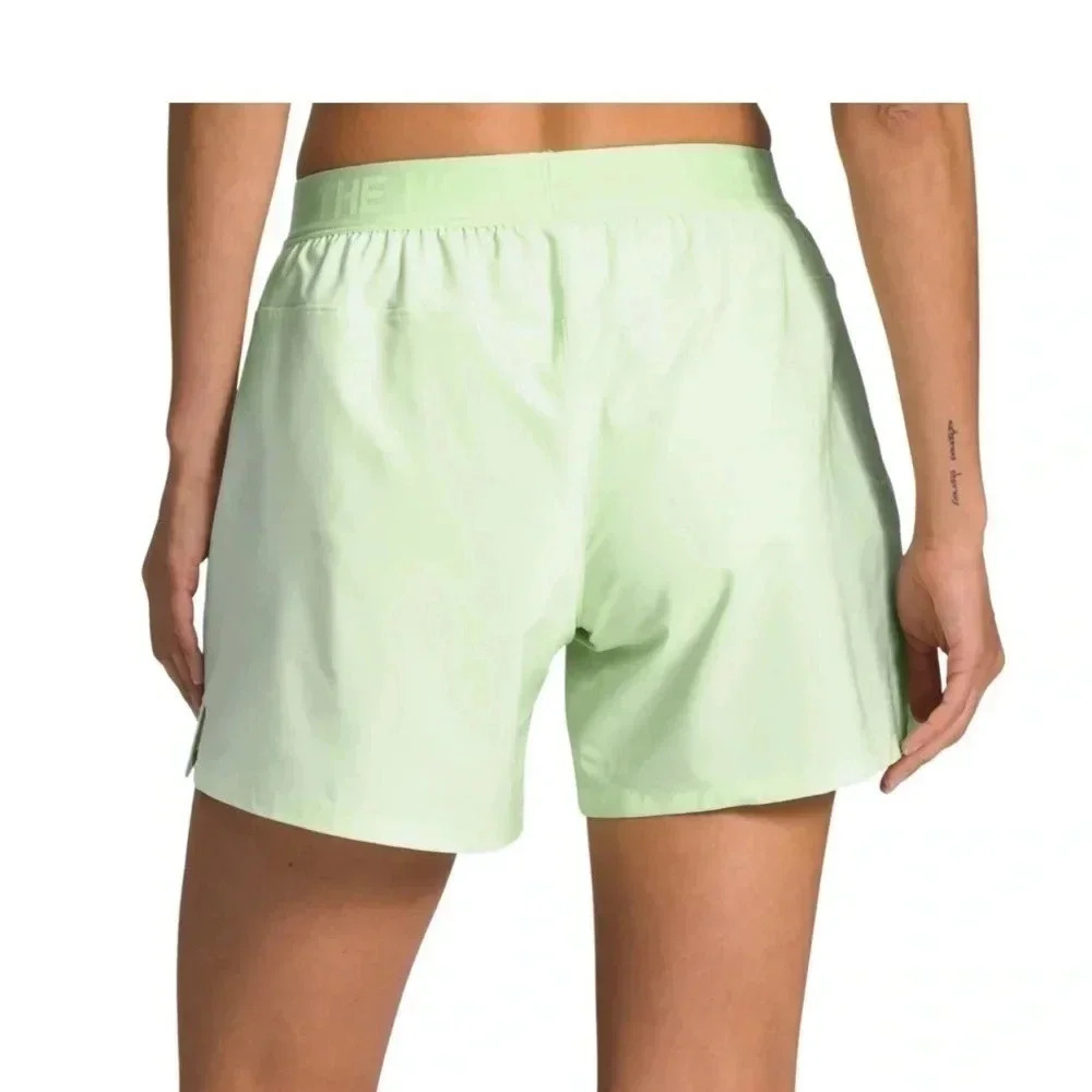 The North Face Women’s‎ Wander 3" Shorts size L  in the color lime cream NWT - Picture 2 of 7